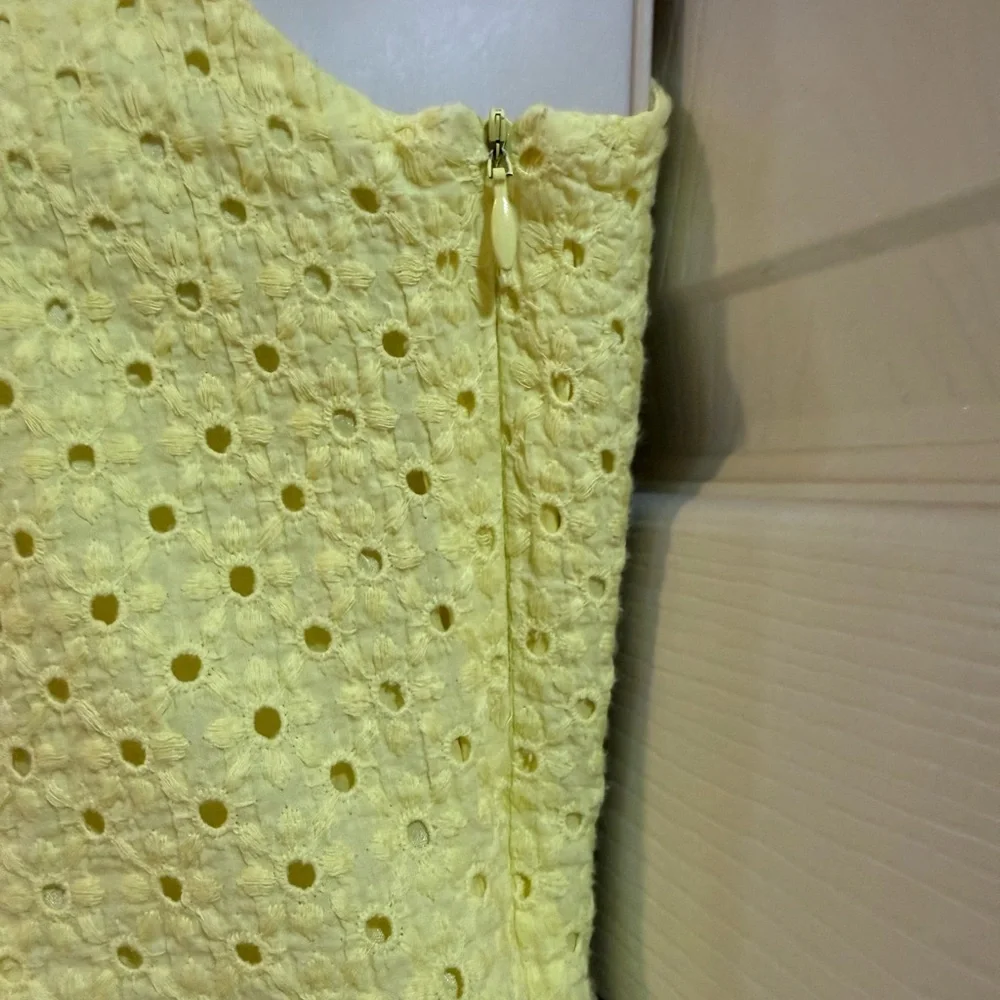 Vintage Cynthia Steffe yellow eyelet sundress Sz 8 made USA cotton fit flare - Picture 3 of 9